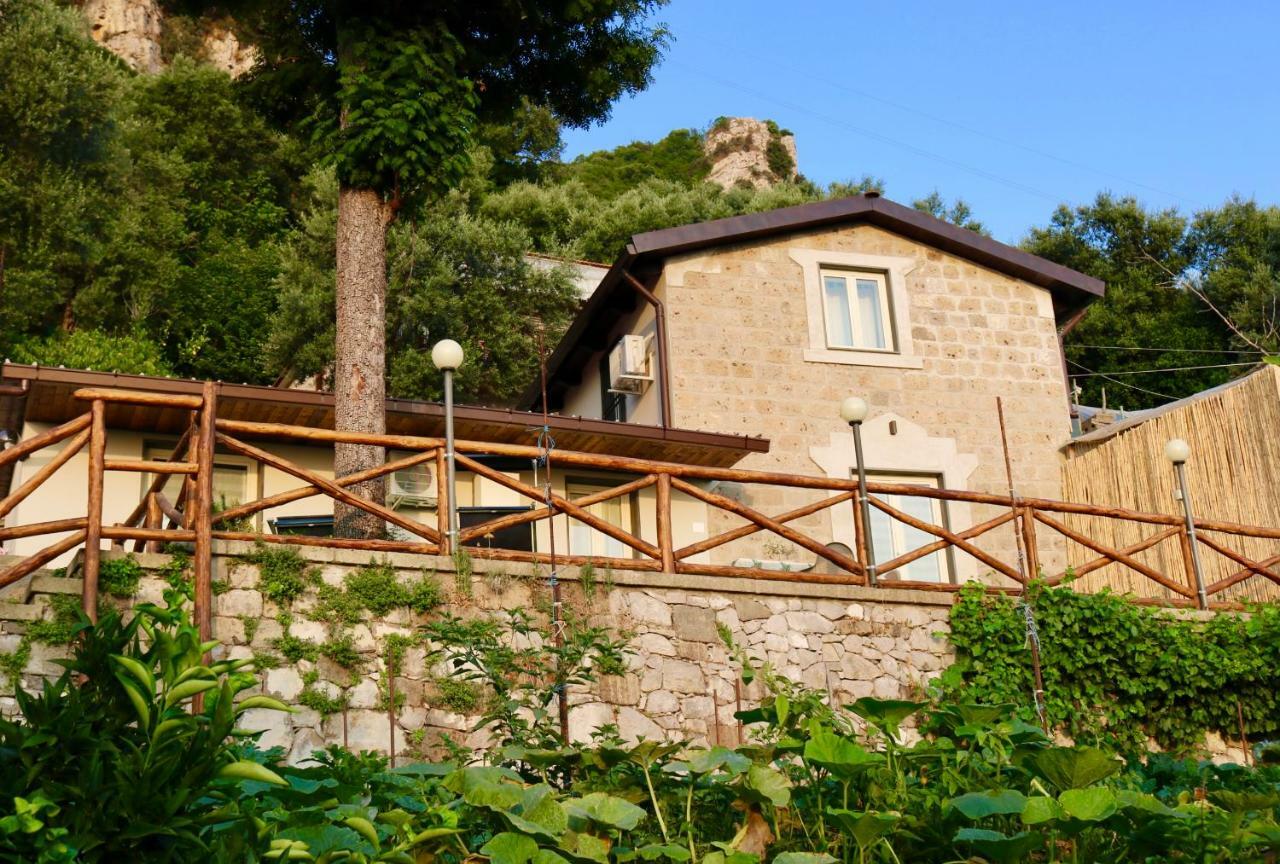 Traulivi Country House เมตา ภายนอก รูปภาพ